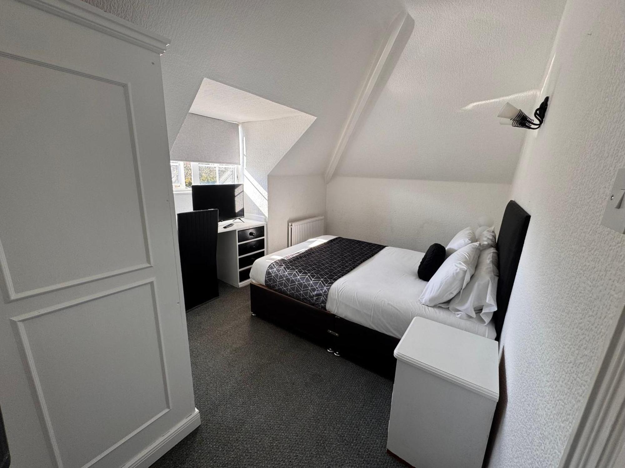 Charnwood Regency Guest House Loughborough Extérieur photo